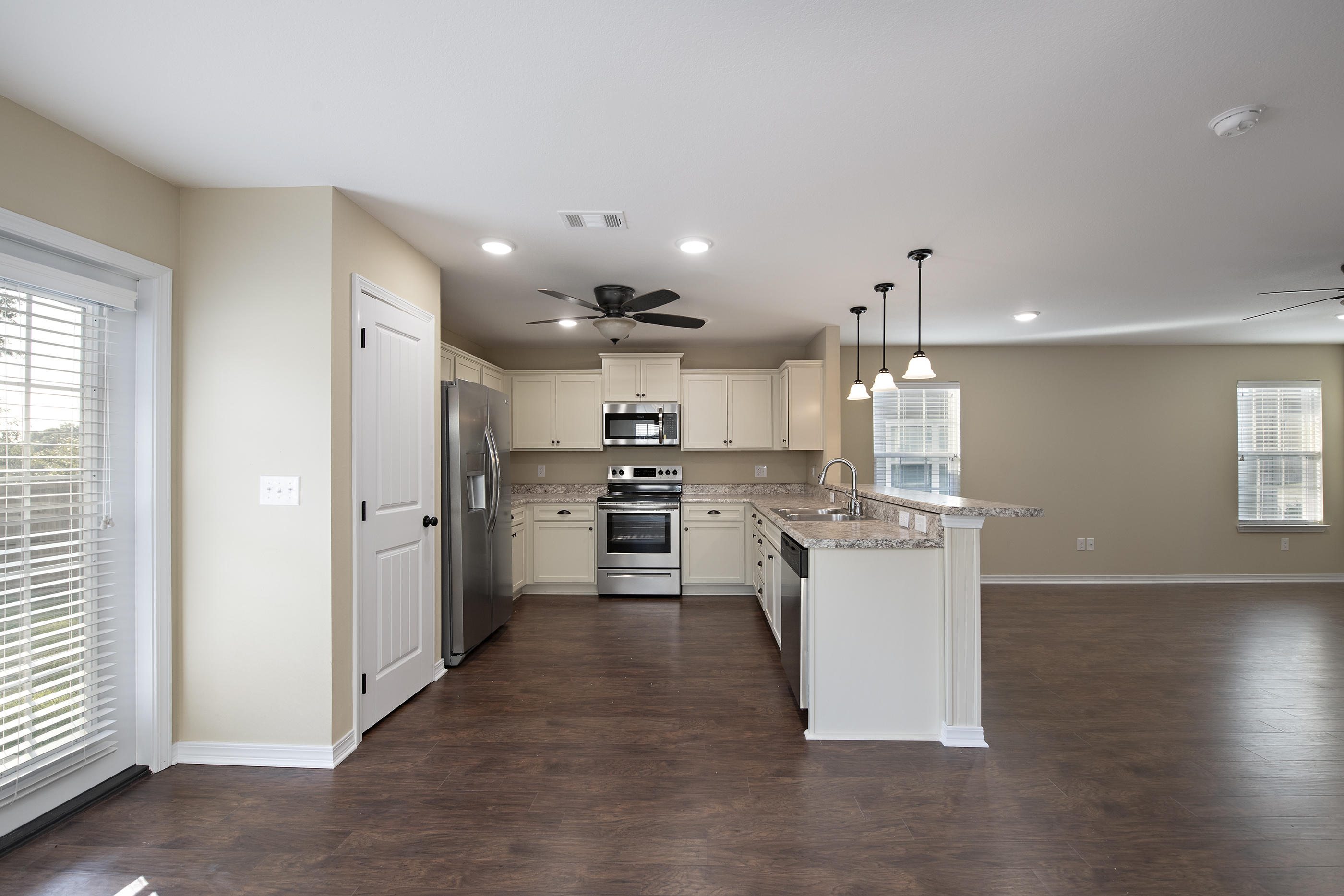 STILLWELL ESTATES - Residential