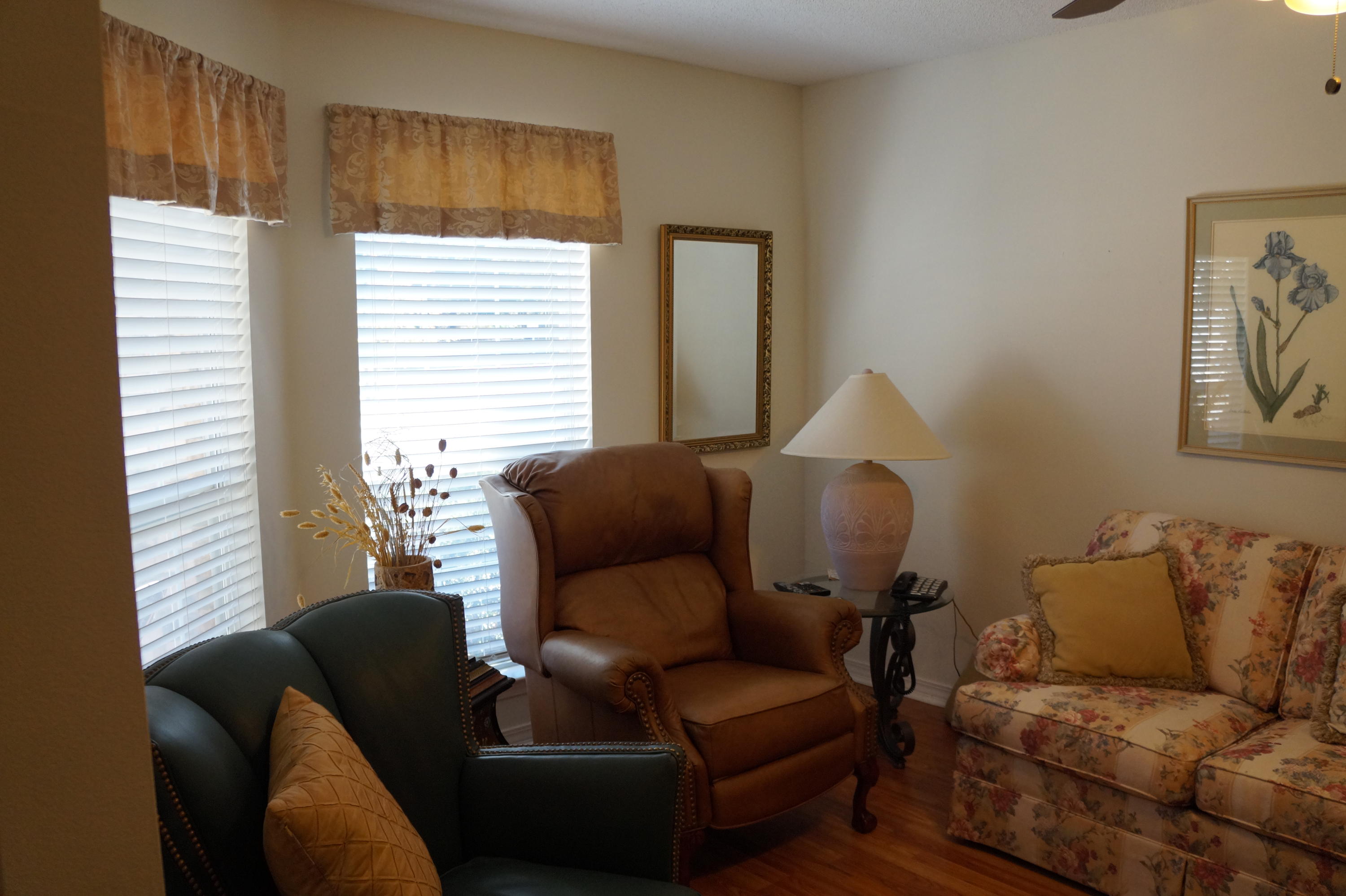 WOODLAND ESTATES - Residential