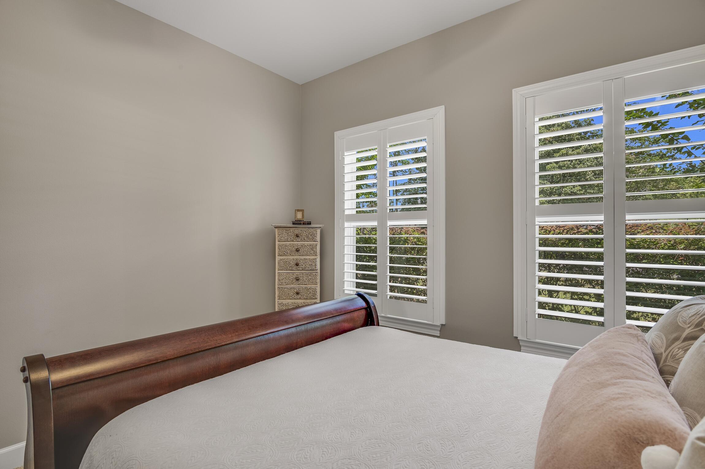 HOLIDAY SHORES ESTATES 2ND ADDN - Residential