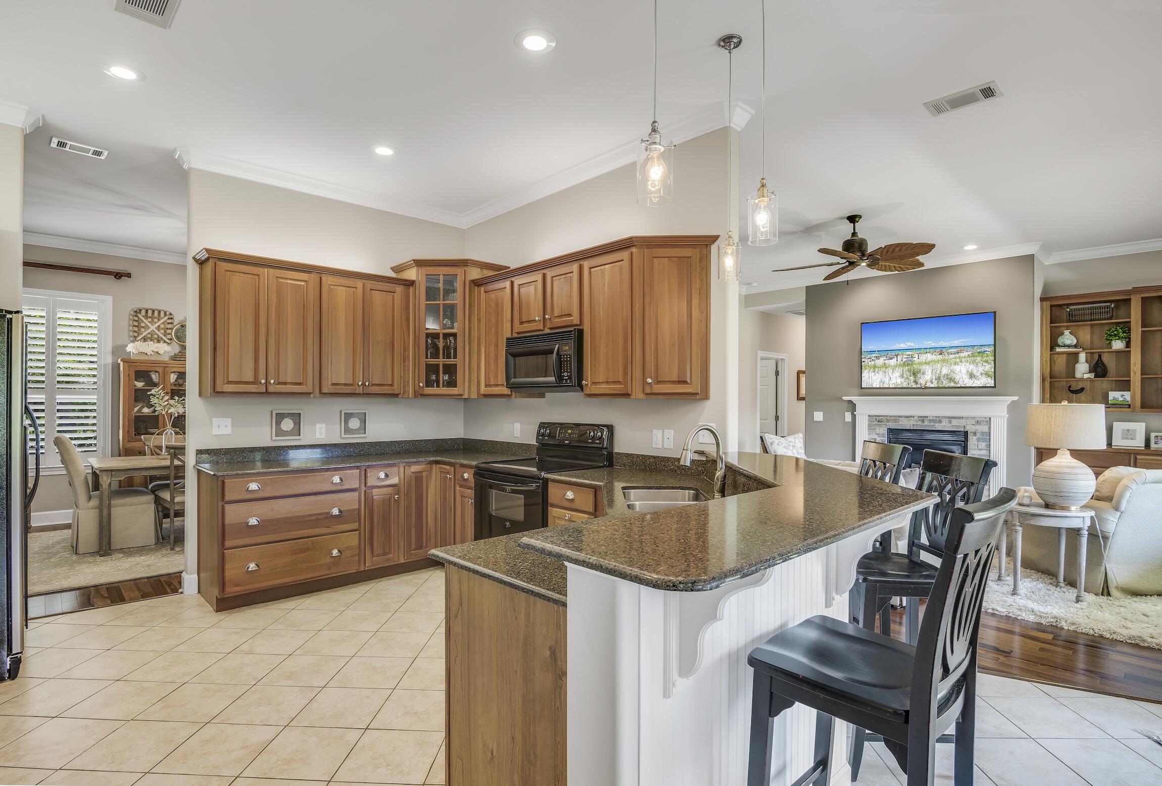 HOLIDAY SHORES ESTATES 2ND ADDN - Residential