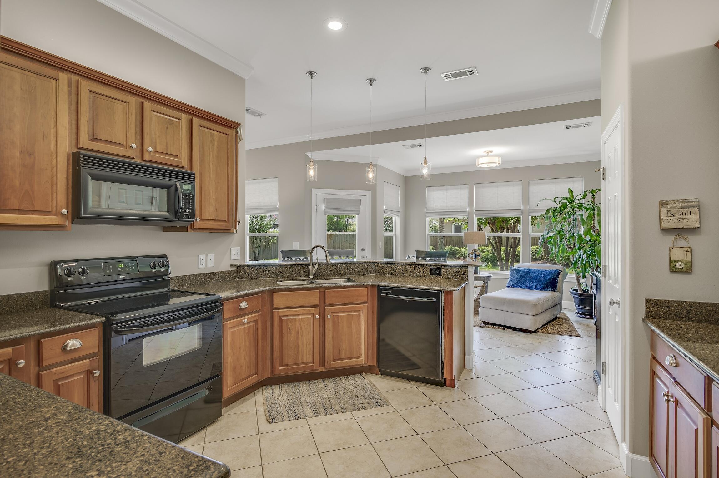 HOLIDAY SHORES ESTATES 2ND ADDN - Residential