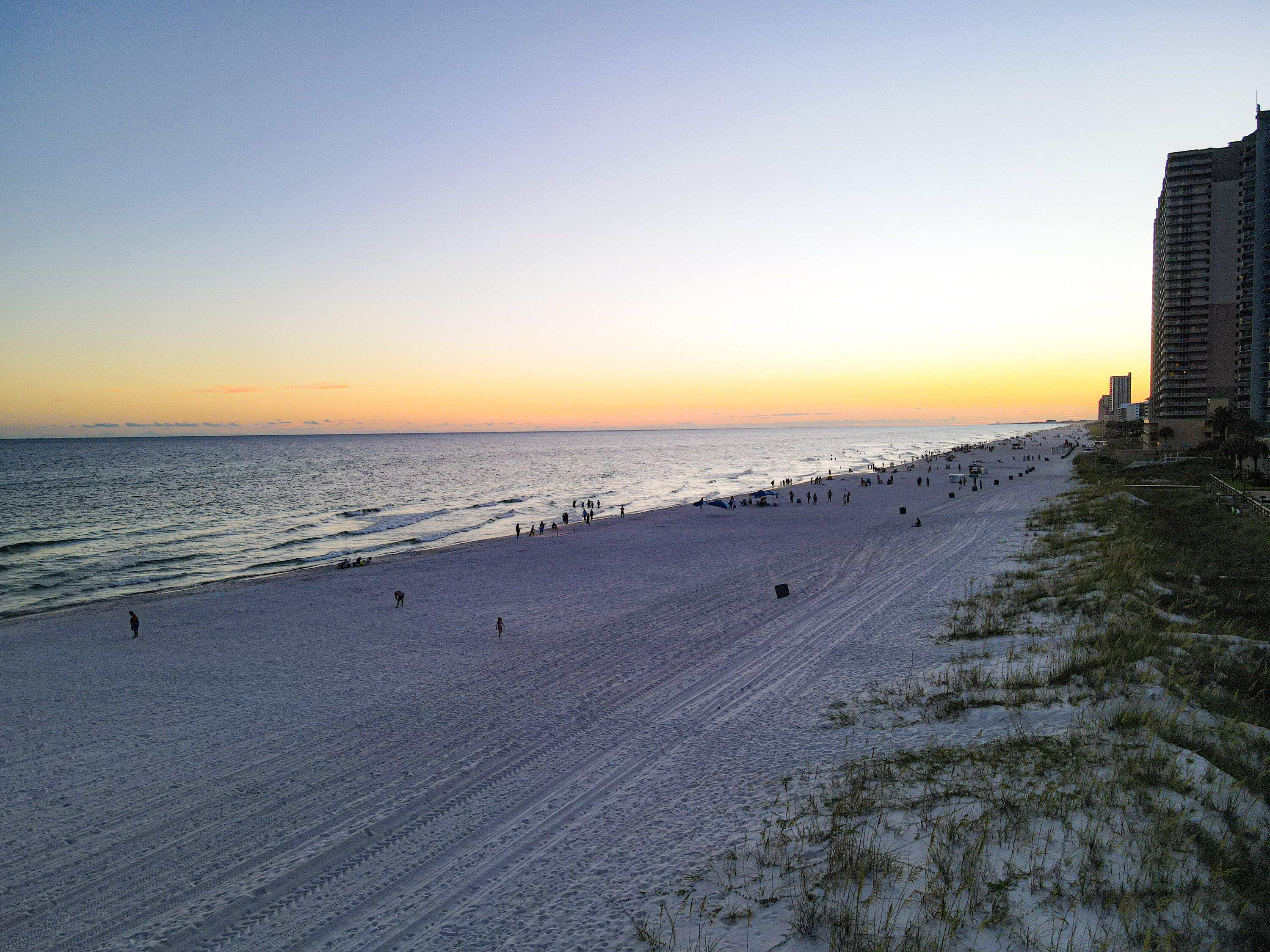 LULLWATER BEACH - Residential