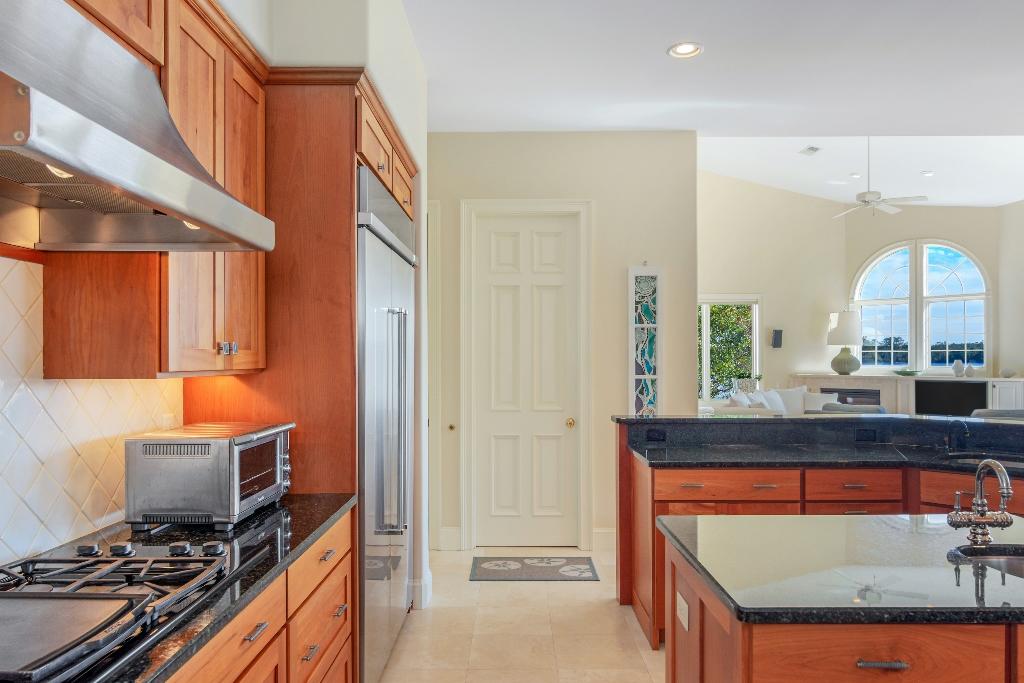 ROCKY BAYOU COUNTRY CLUB ESTATES 2 - Residential
