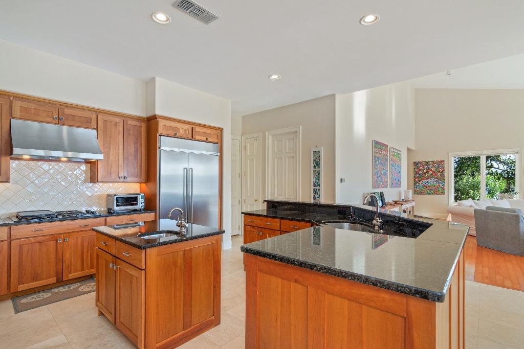 ROCKY BAYOU COUNTRY CLUB ESTATES 2 - Residential