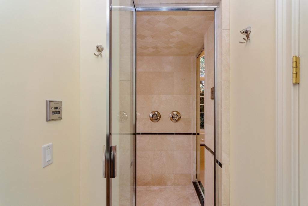 ROCKY BAYOU COUNTRY CLUB ESTATES 2 - Residential