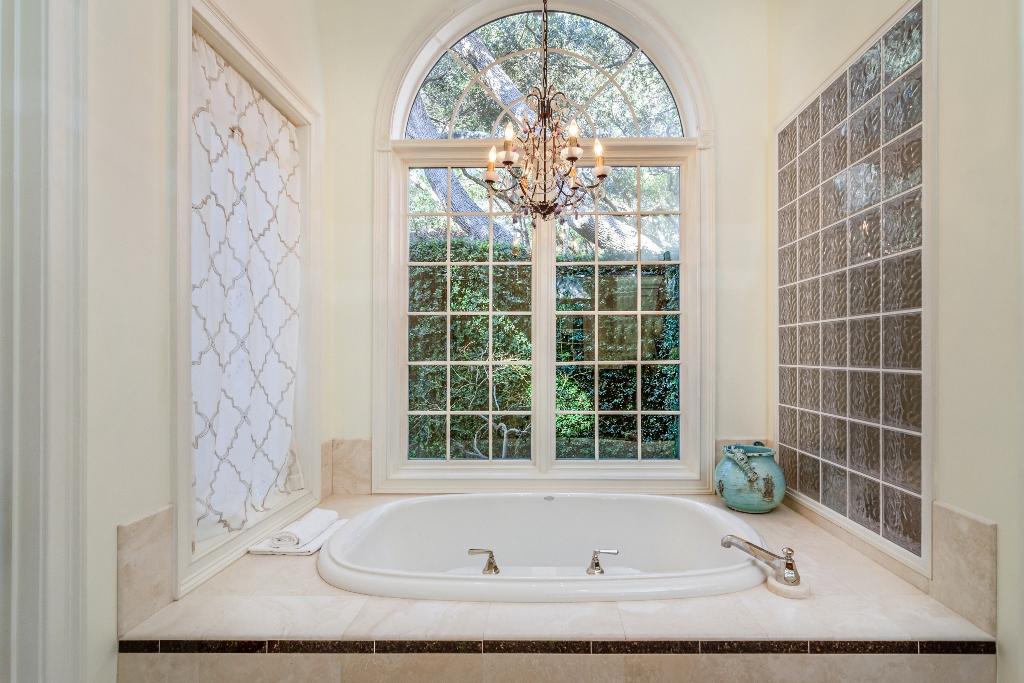 ROCKY BAYOU COUNTRY CLUB ESTATES 2 - Residential