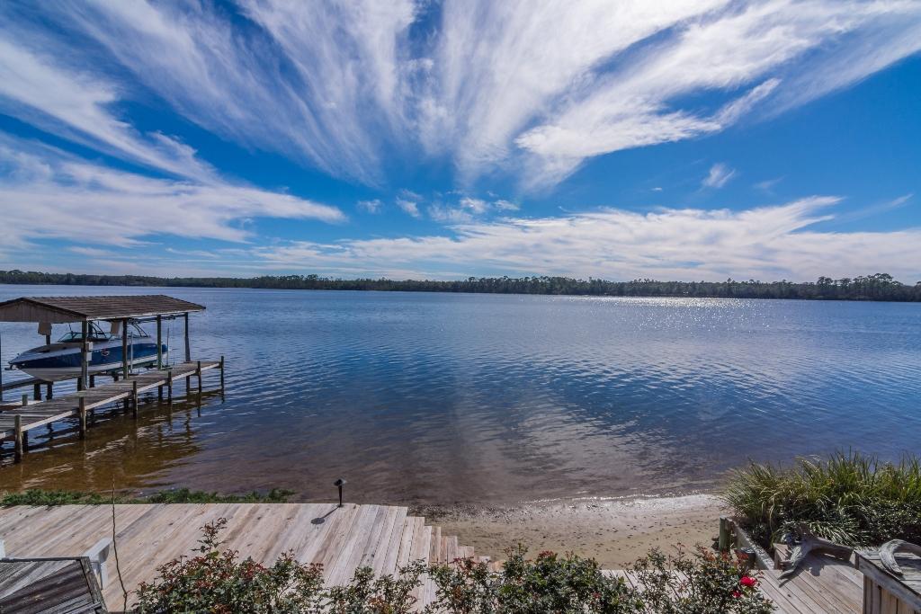 ROCKY BAYOU COUNTRY CLUB ESTATES 2 - Residential