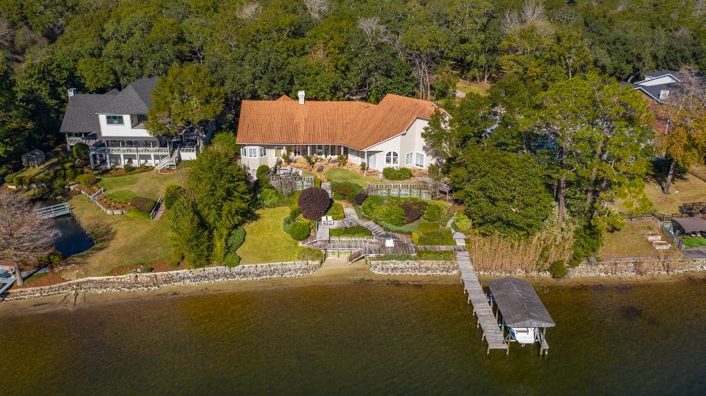 ROCKY BAYOU COUNTRY CLUB ESTATES 2 - Residential