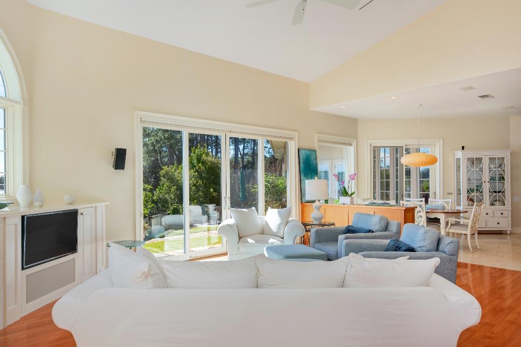 ROCKY BAYOU COUNTRY CLUB ESTATES 2 - Residential
