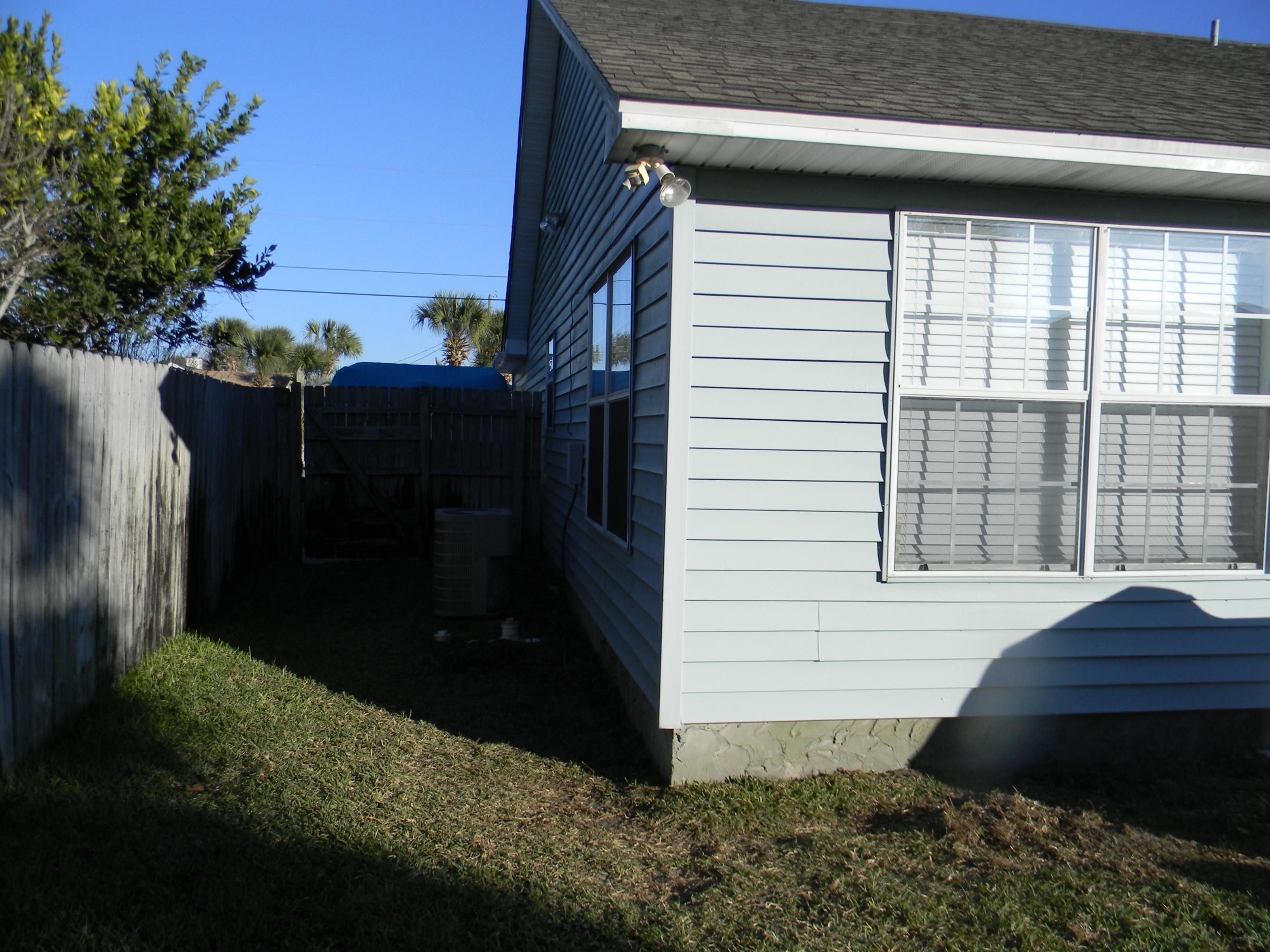 GULF MANOR 1ST ADDN - Residential