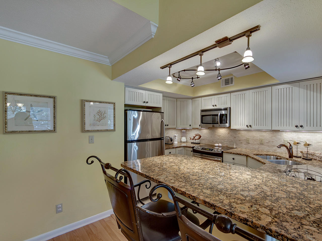 HIDDEN DUNES BEACH COTTAGES 2 - Residential