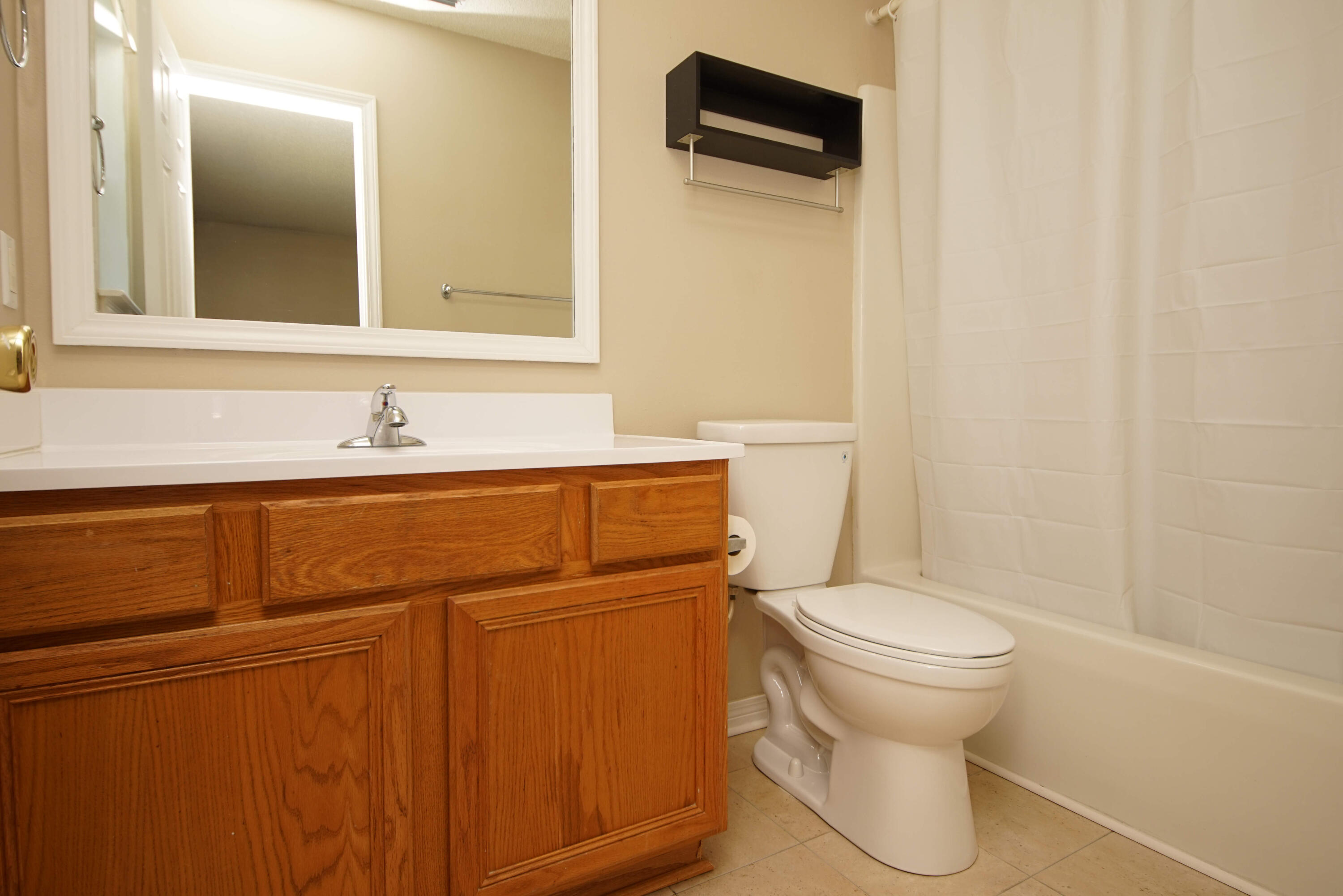 CRESCENT SHORES - Residential