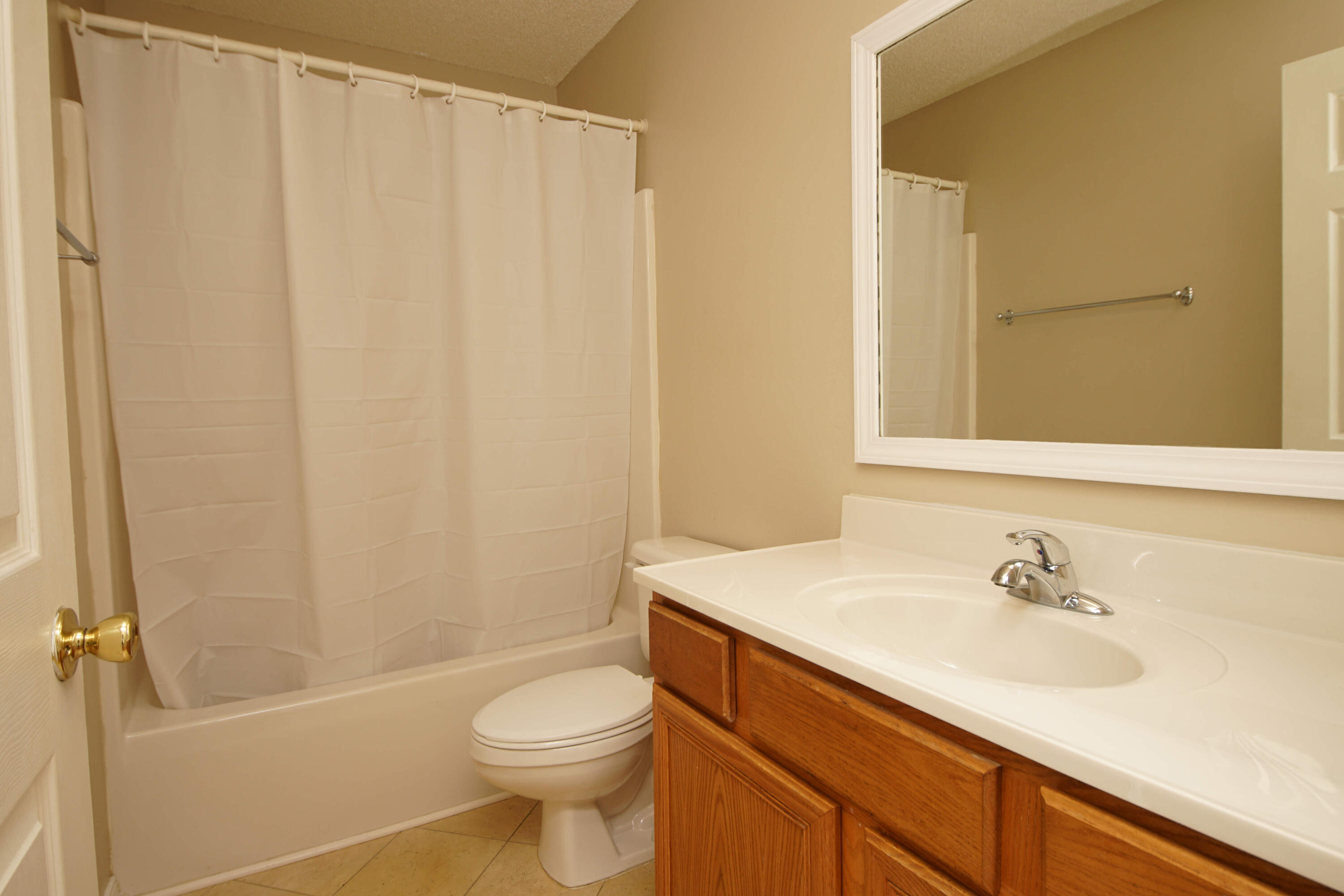 CRESCENT SHORES - Residential