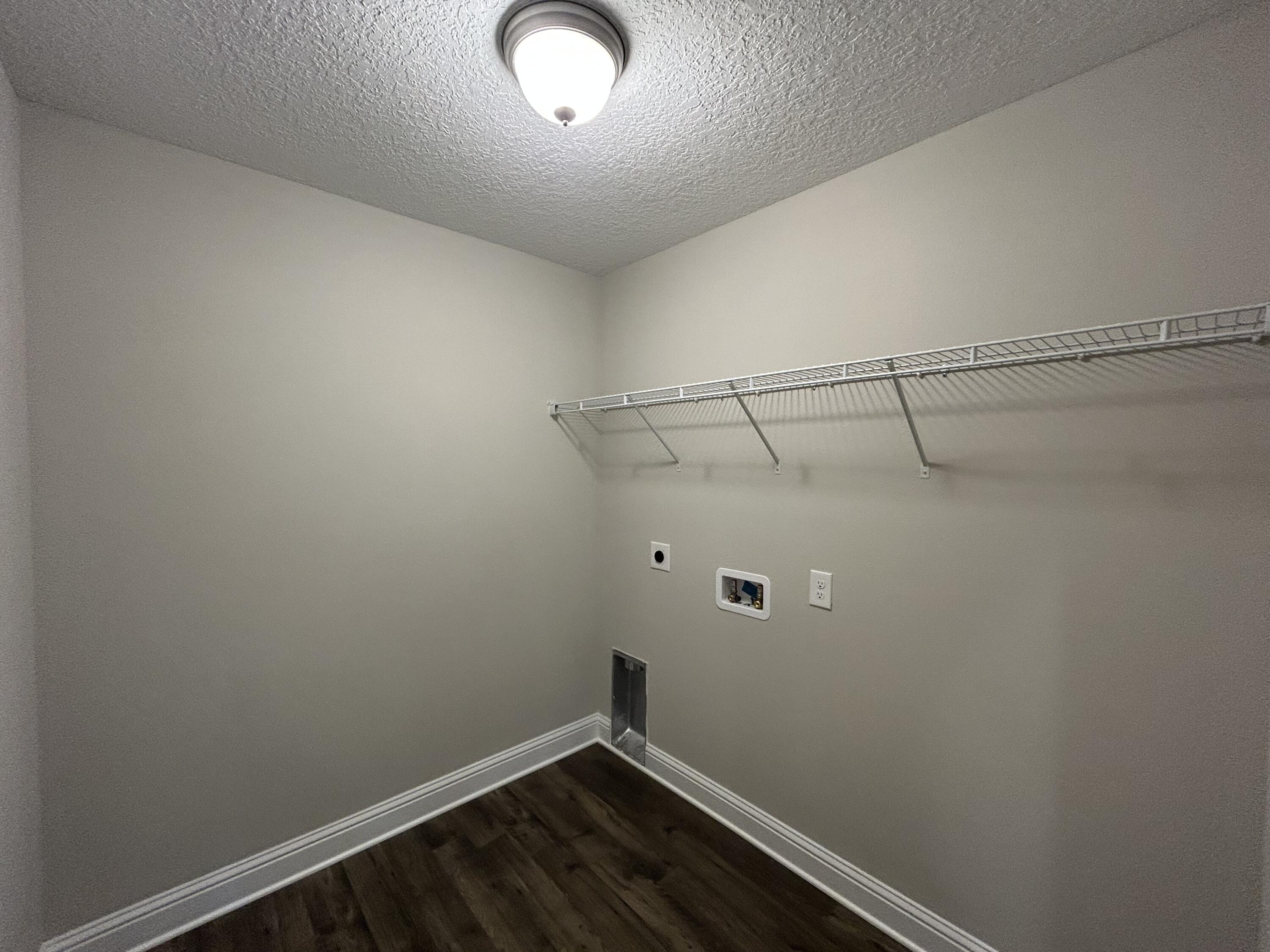 CREETS LANDING - Residential