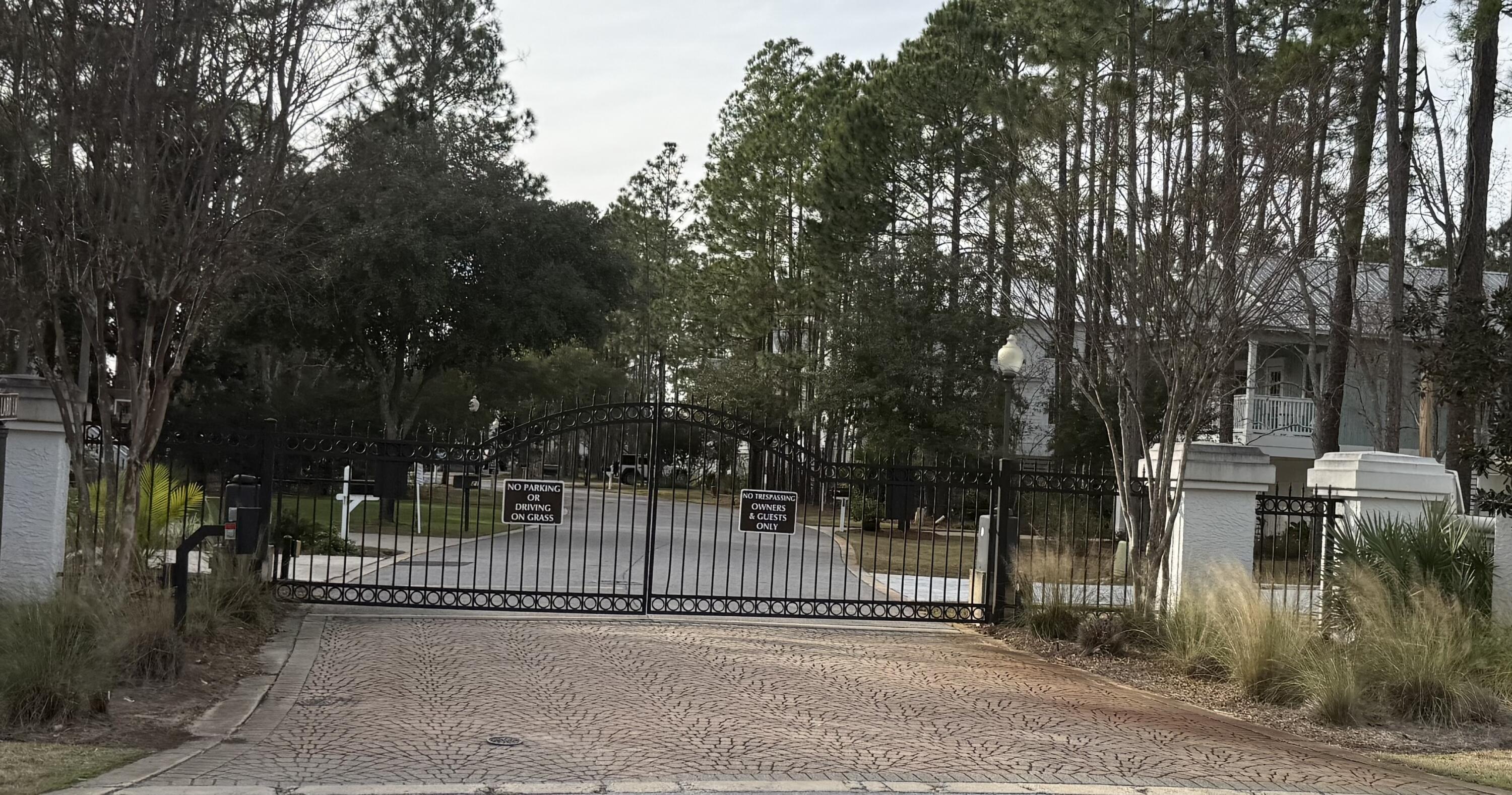 CESSNA LANDING - Land