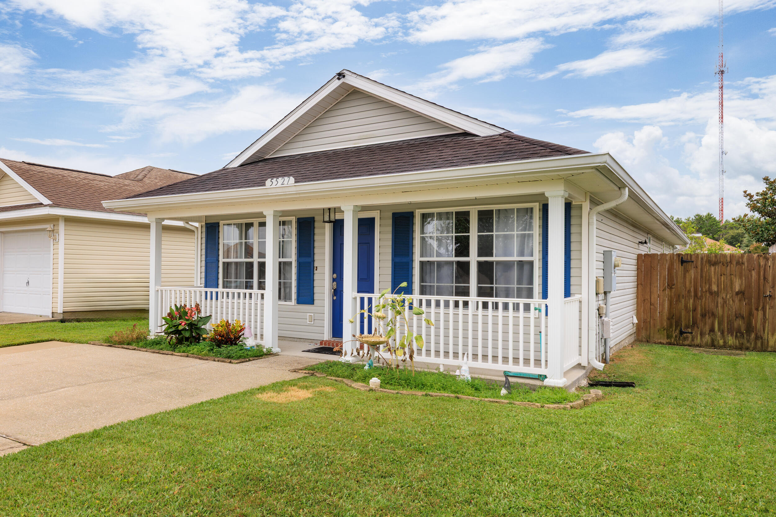 SHADOW LAKES - Residential