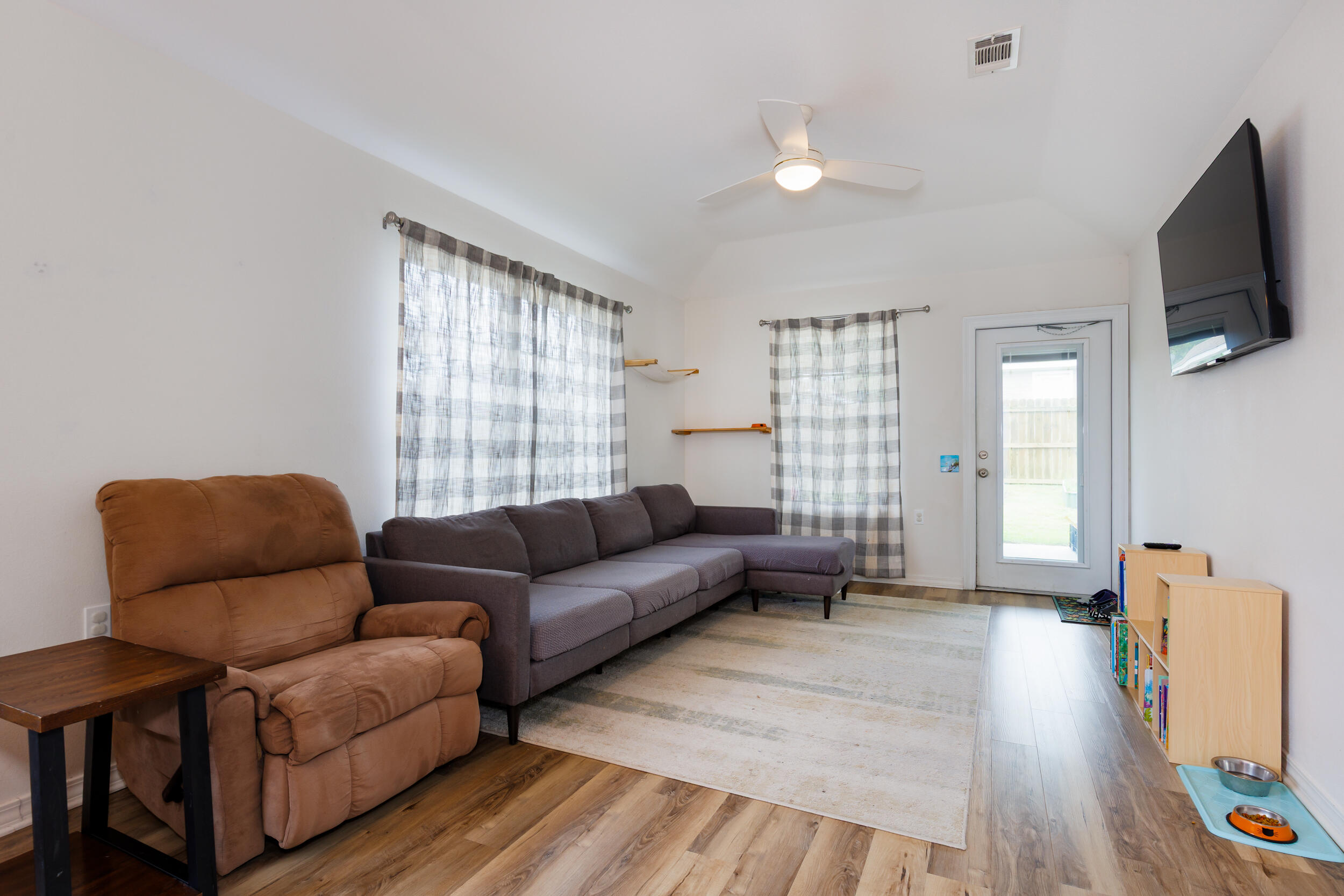 SHADOW LAKES - Residential