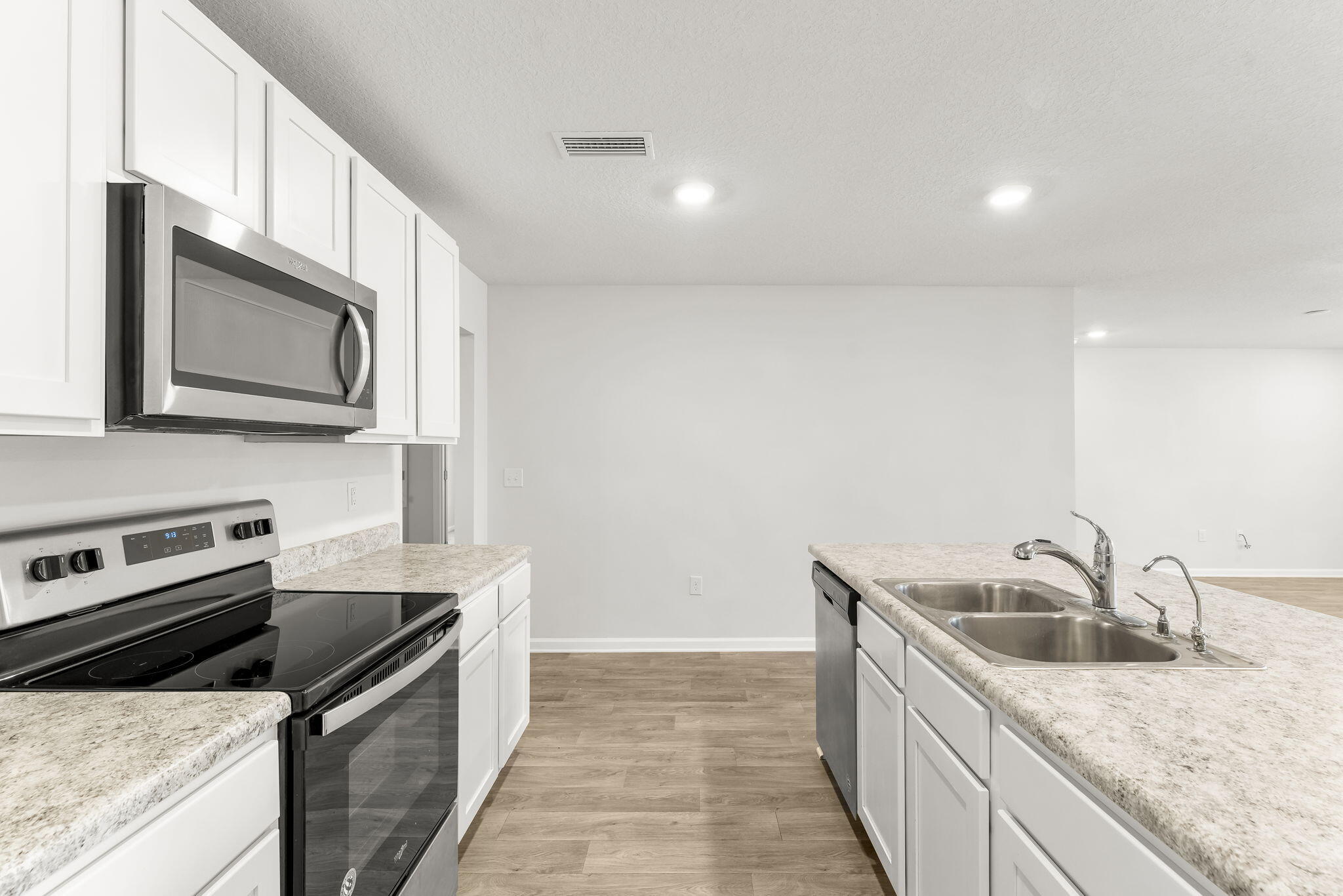 HAMMOCK BAY - Residential Lease