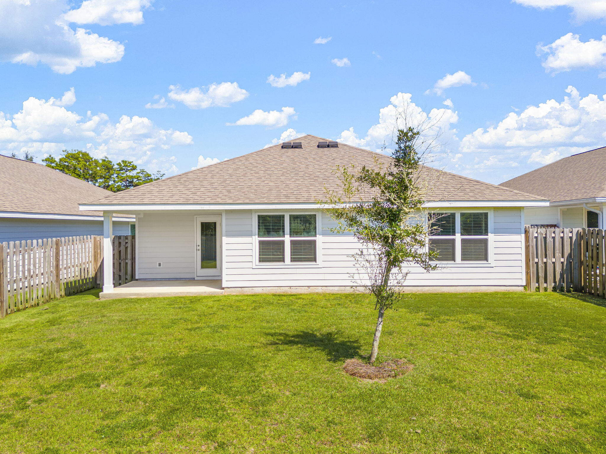 HAMMOCK BAY - Residential Lease