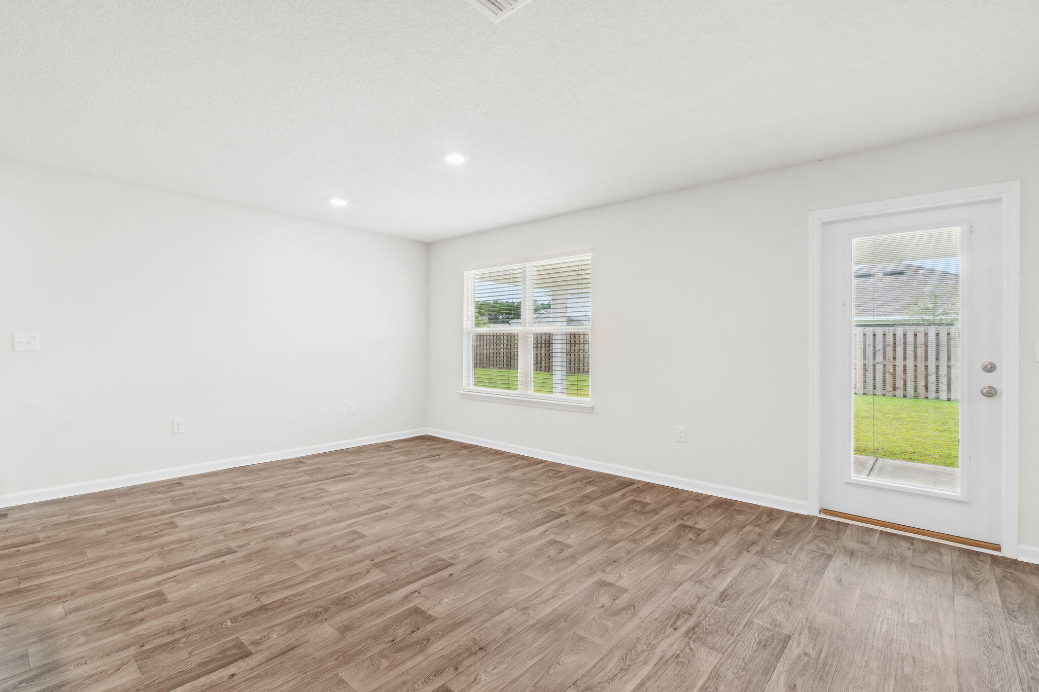 HAMMOCK BAY - Residential Lease