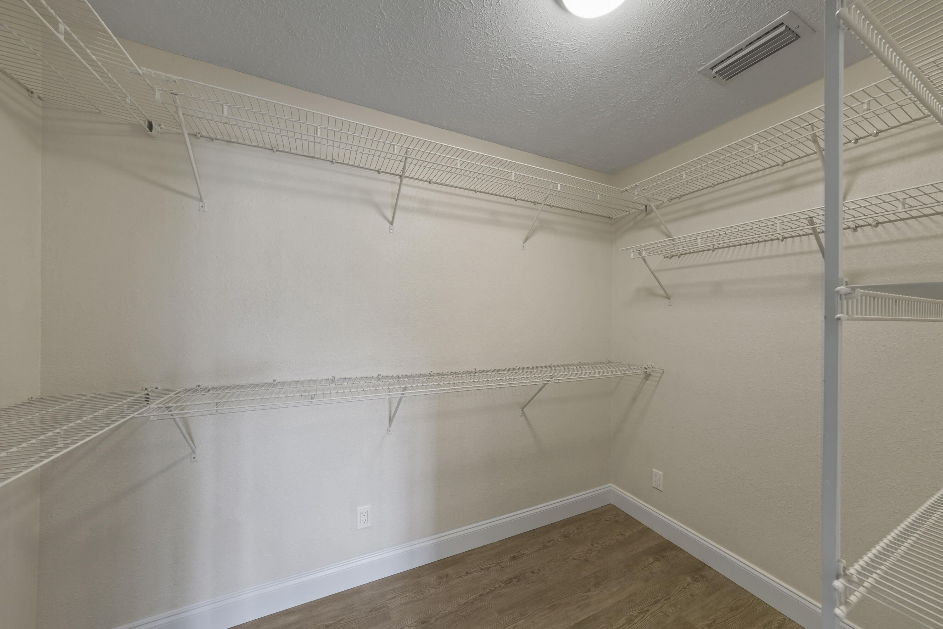 VENETIAN VILLA 1ST ADDN - Residential