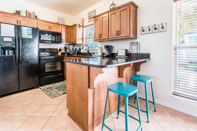 CRYSTAL BEACH COTTAGES - Residential