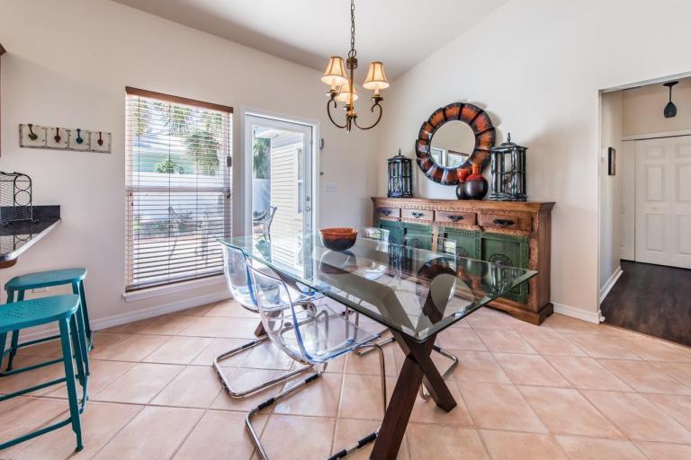 CRYSTAL BEACH COTTAGES - Residential