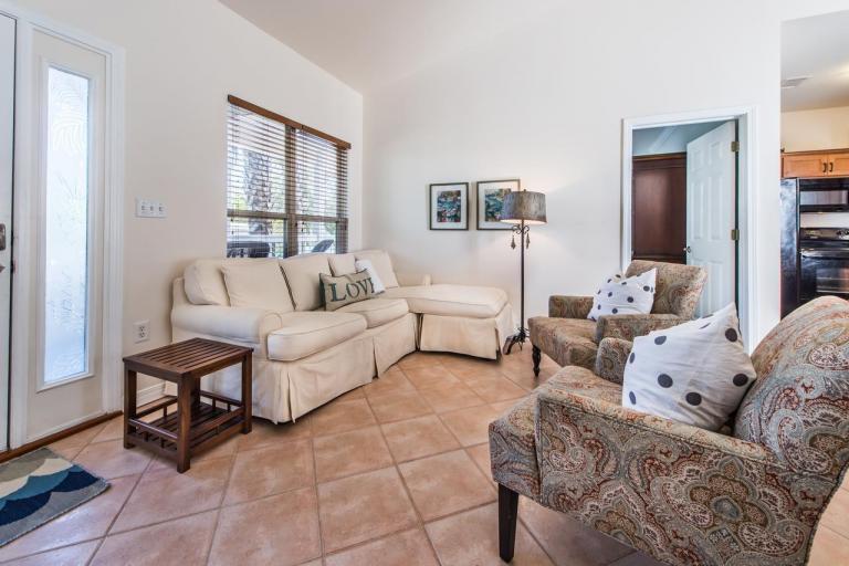 CRYSTAL BEACH COTTAGES - Residential