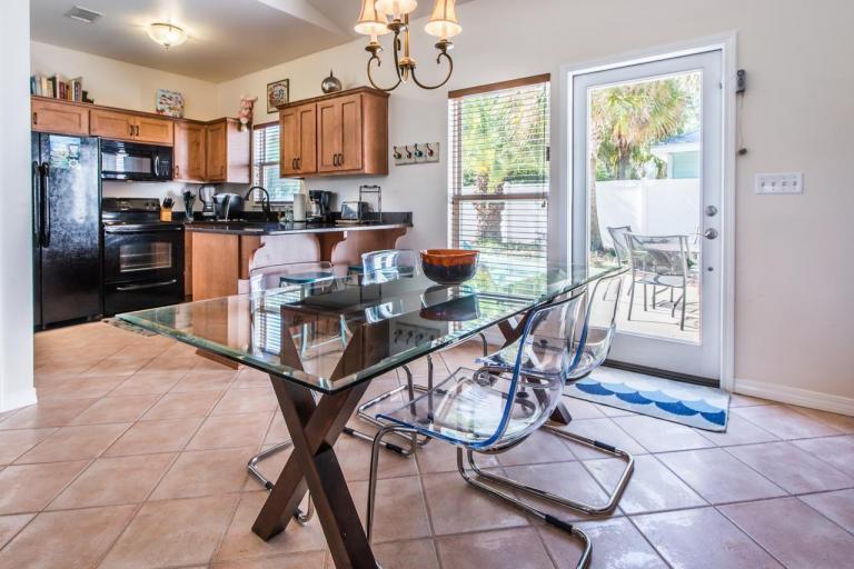 CRYSTAL BEACH COTTAGES - Residential