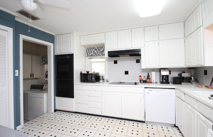 MOONEYS NORTH S/D - Residential