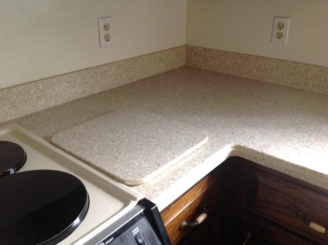 WOODLAND SHORES T/H PH 3 - Residential Lease