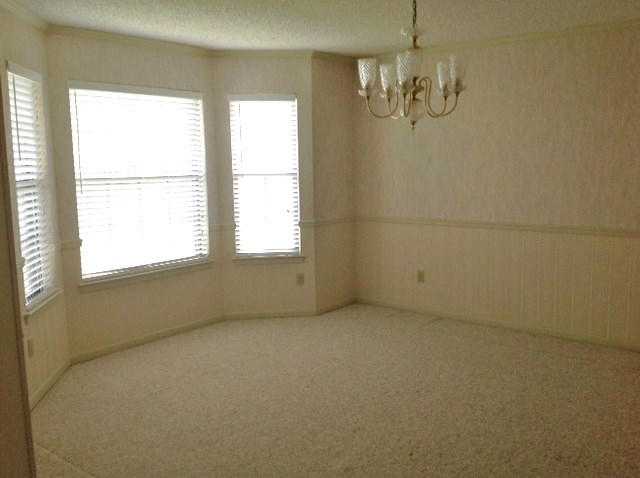 WOODLAND SHORES T/H PH 3 - Residential Lease