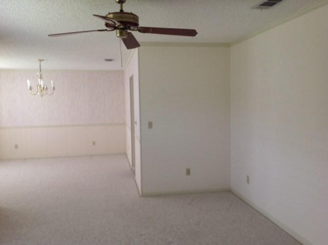 WOODLAND SHORES T/H PH 3 - Residential Lease