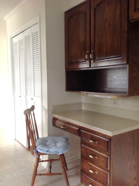 WOODLAND SHORES T/H PH 3 - Residential Lease