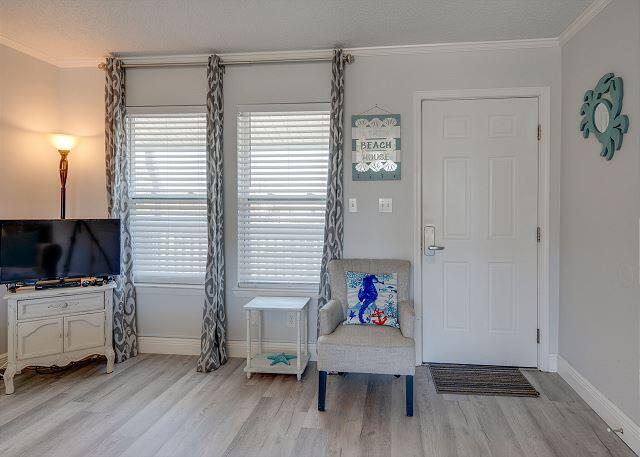 ISLAND GARDENS CONDO - Residential