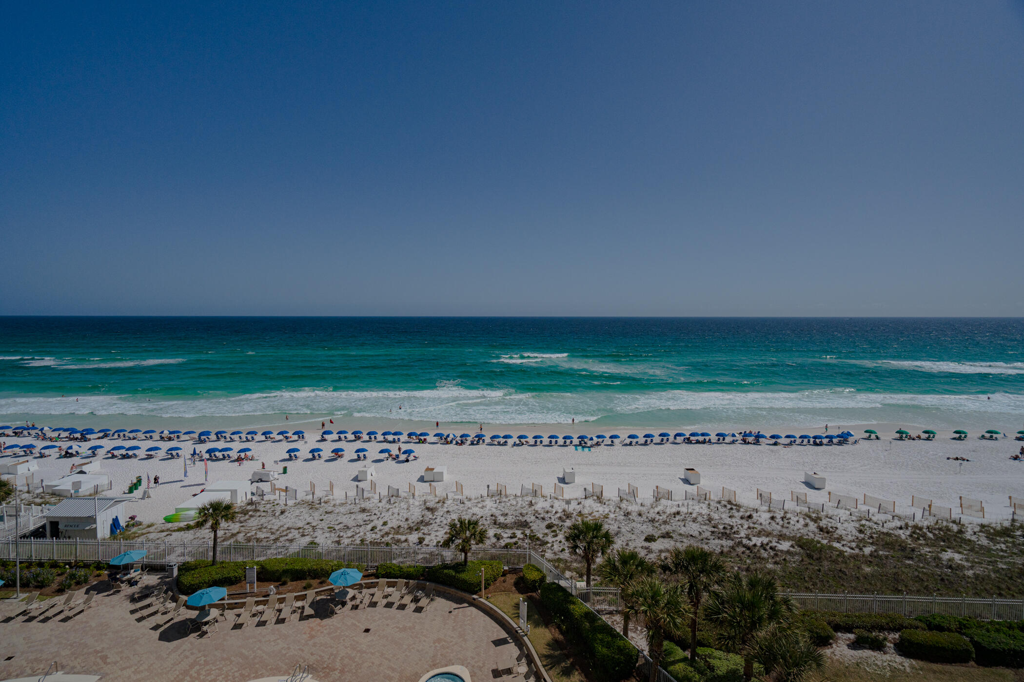 SILVER BEACH TOWERS - Residential