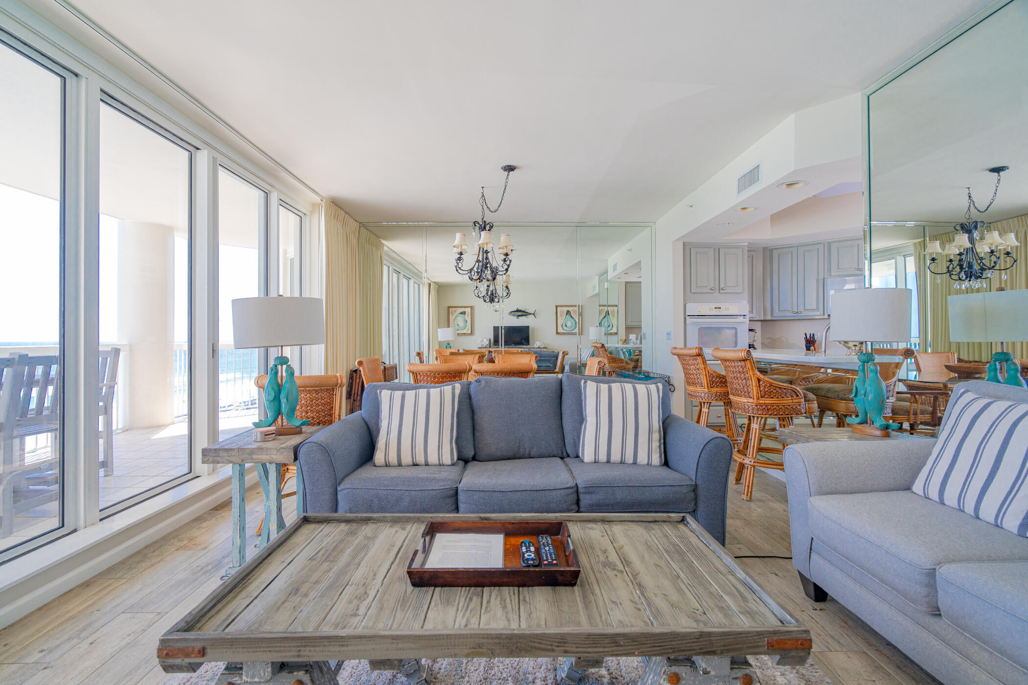 SILVER BEACH TOWERS - Residential