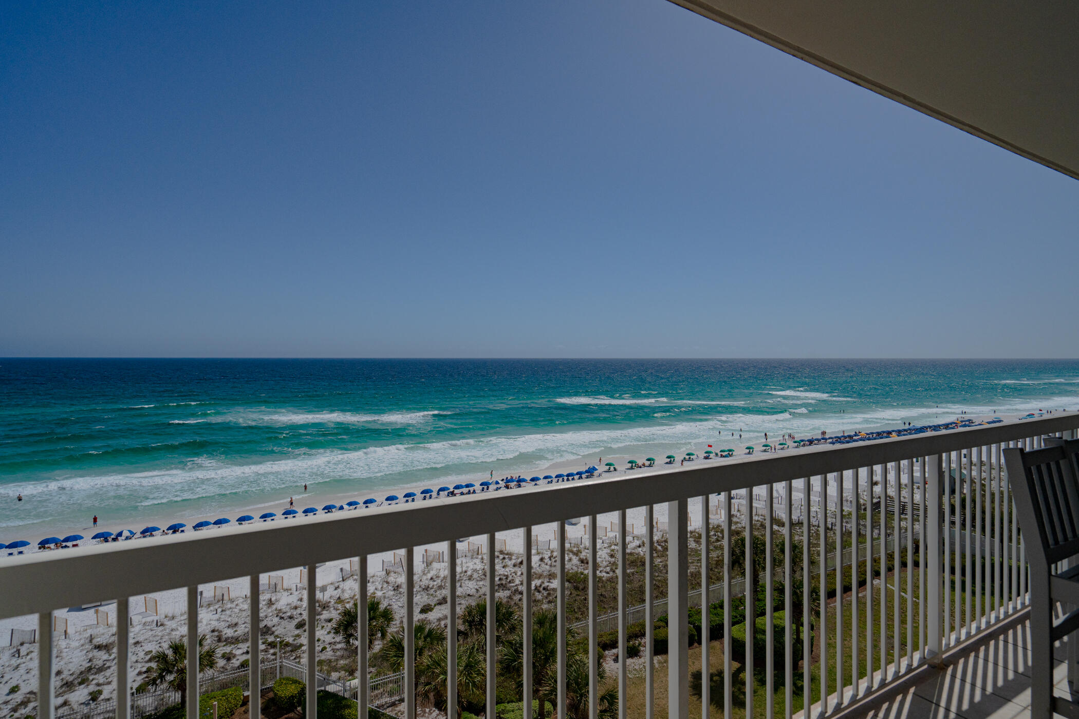 SILVER BEACH TOWERS - Residential