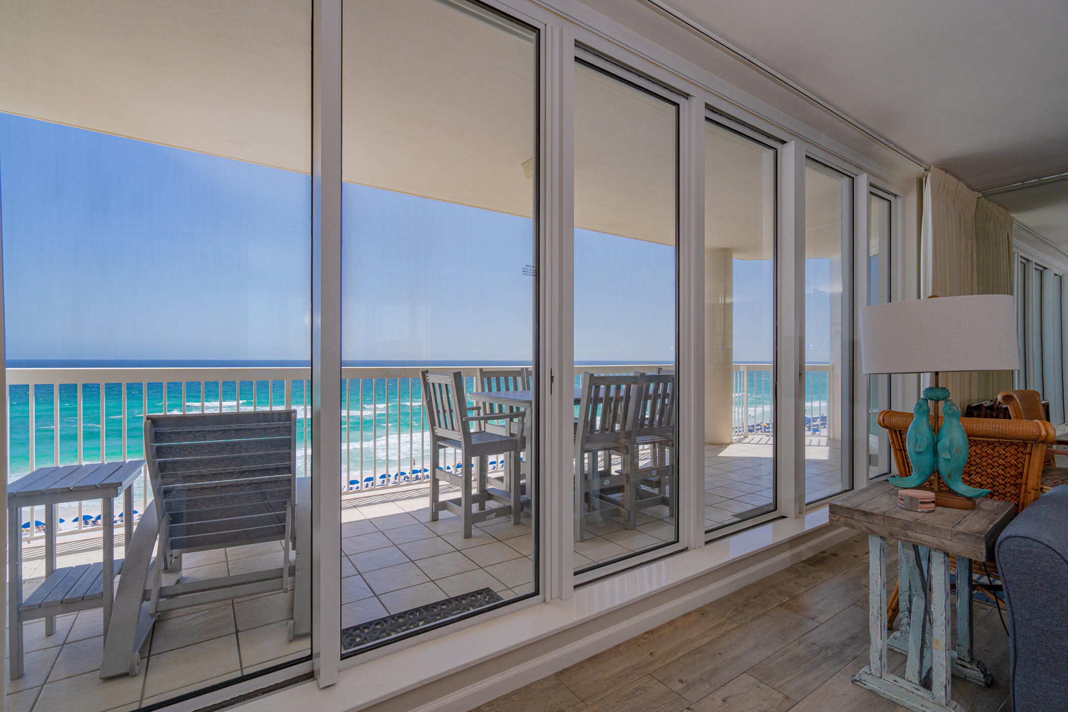 SILVER BEACH TOWERS - Residential