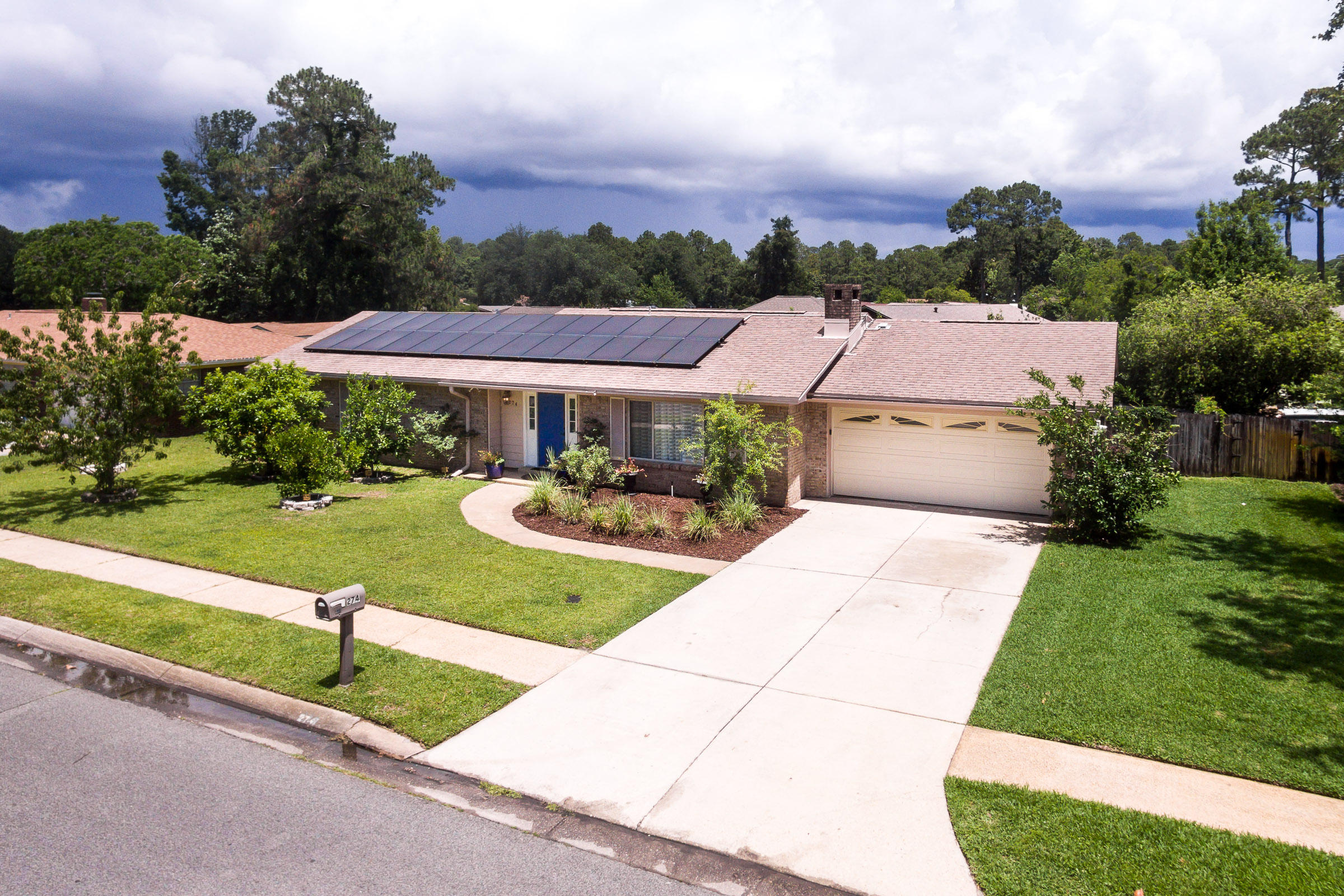 PINEDALE 1ST ADDN - Residential