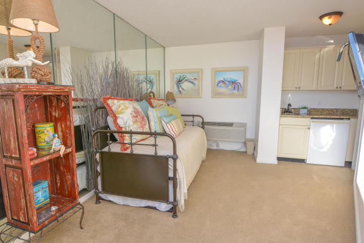 Edgewater Tower 2 - Residential