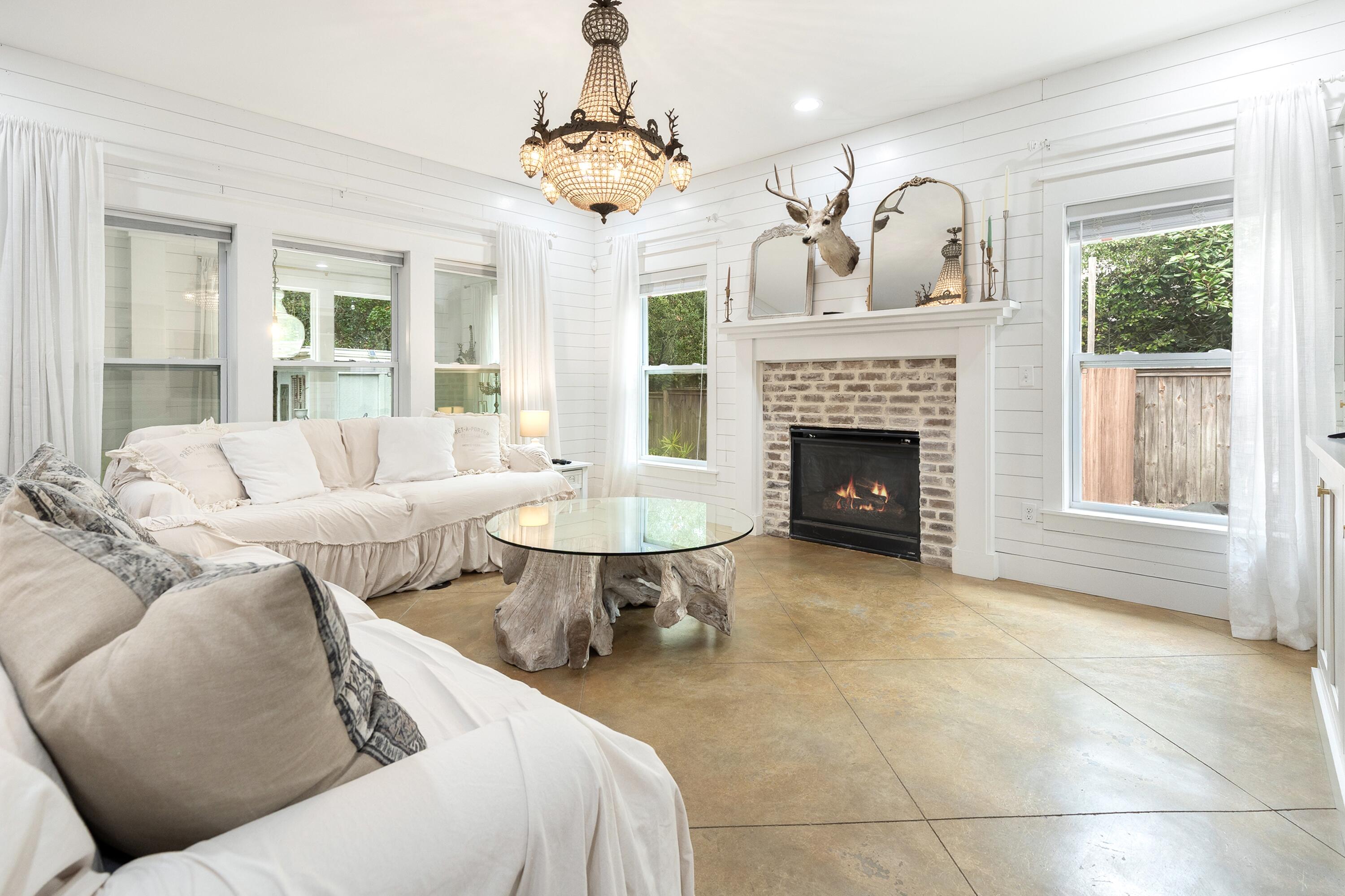 BEACH HIGHLAND 1ST ADD - Residential