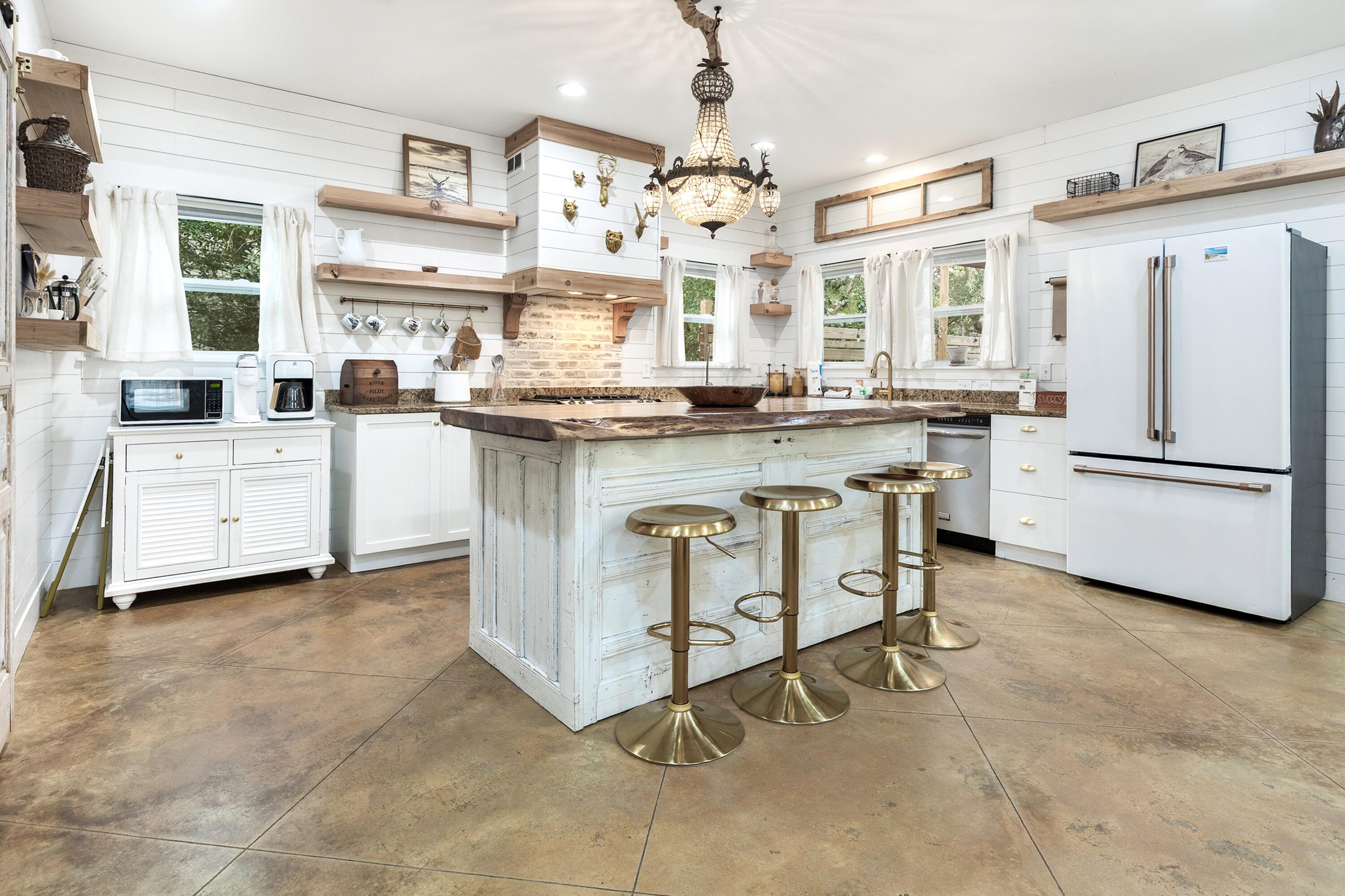 BEACH HIGHLAND 1ST ADD - Residential