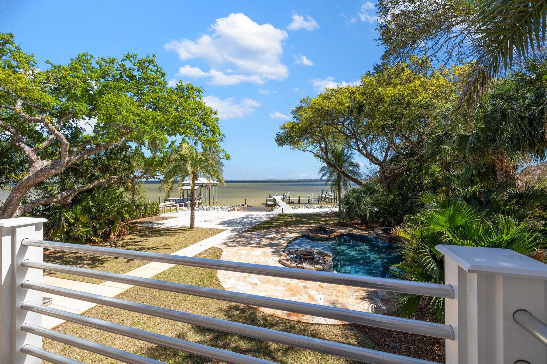 TURQUOISE BEACH - Residential