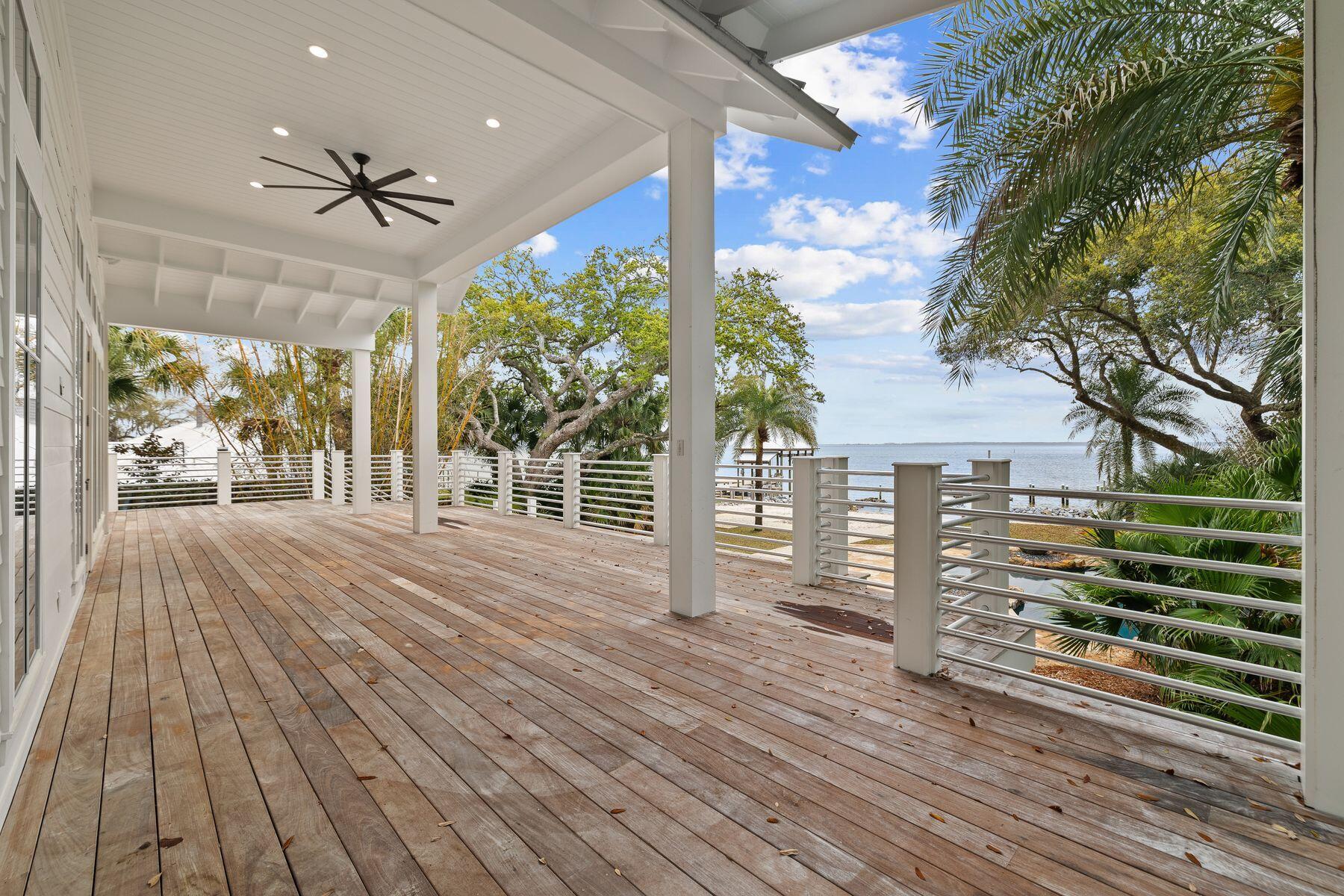 TURQUOISE BEACH - Residential