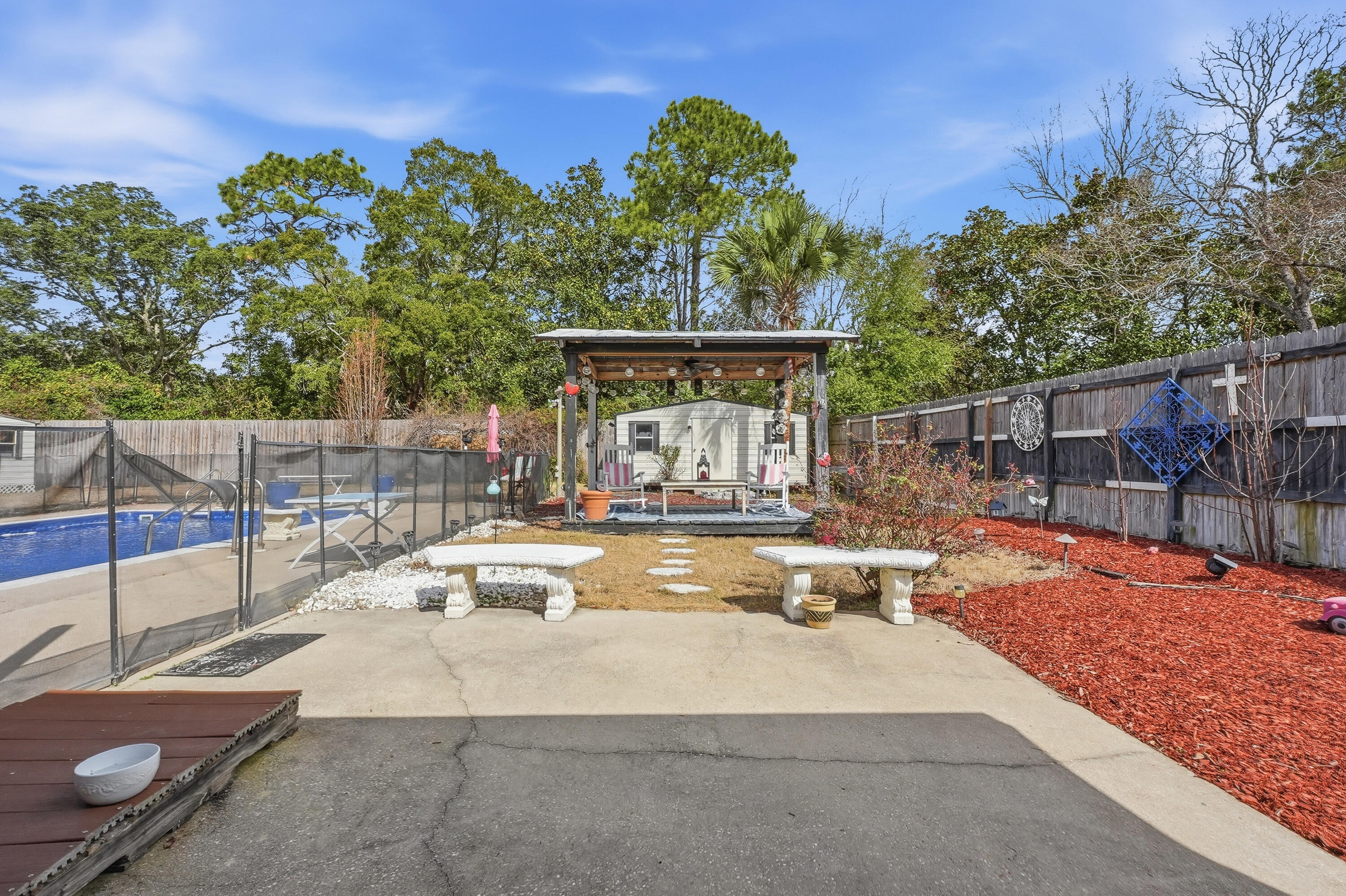 POQUITO BAYOU - Residential