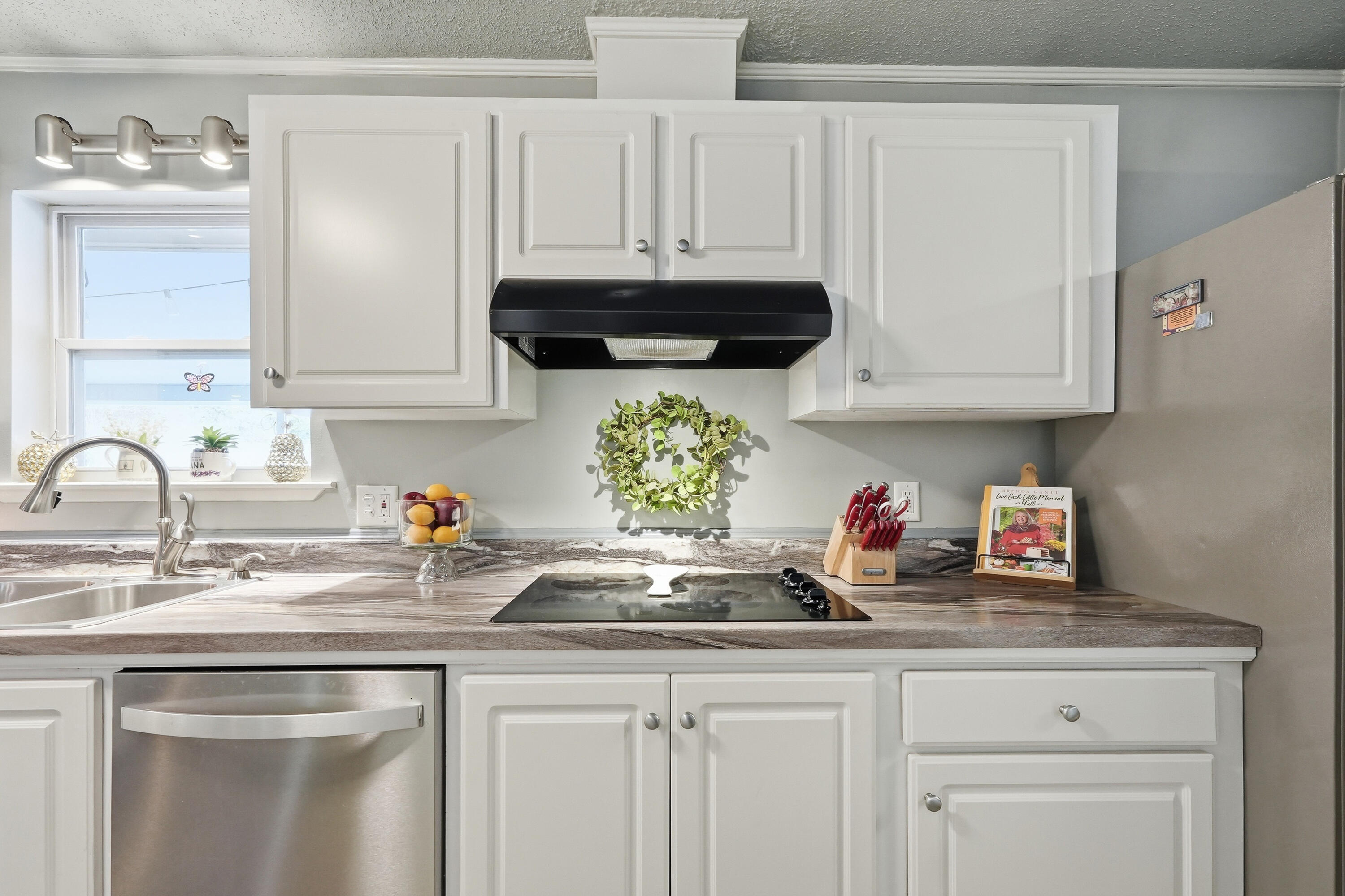 POQUITO BAYOU - Residential