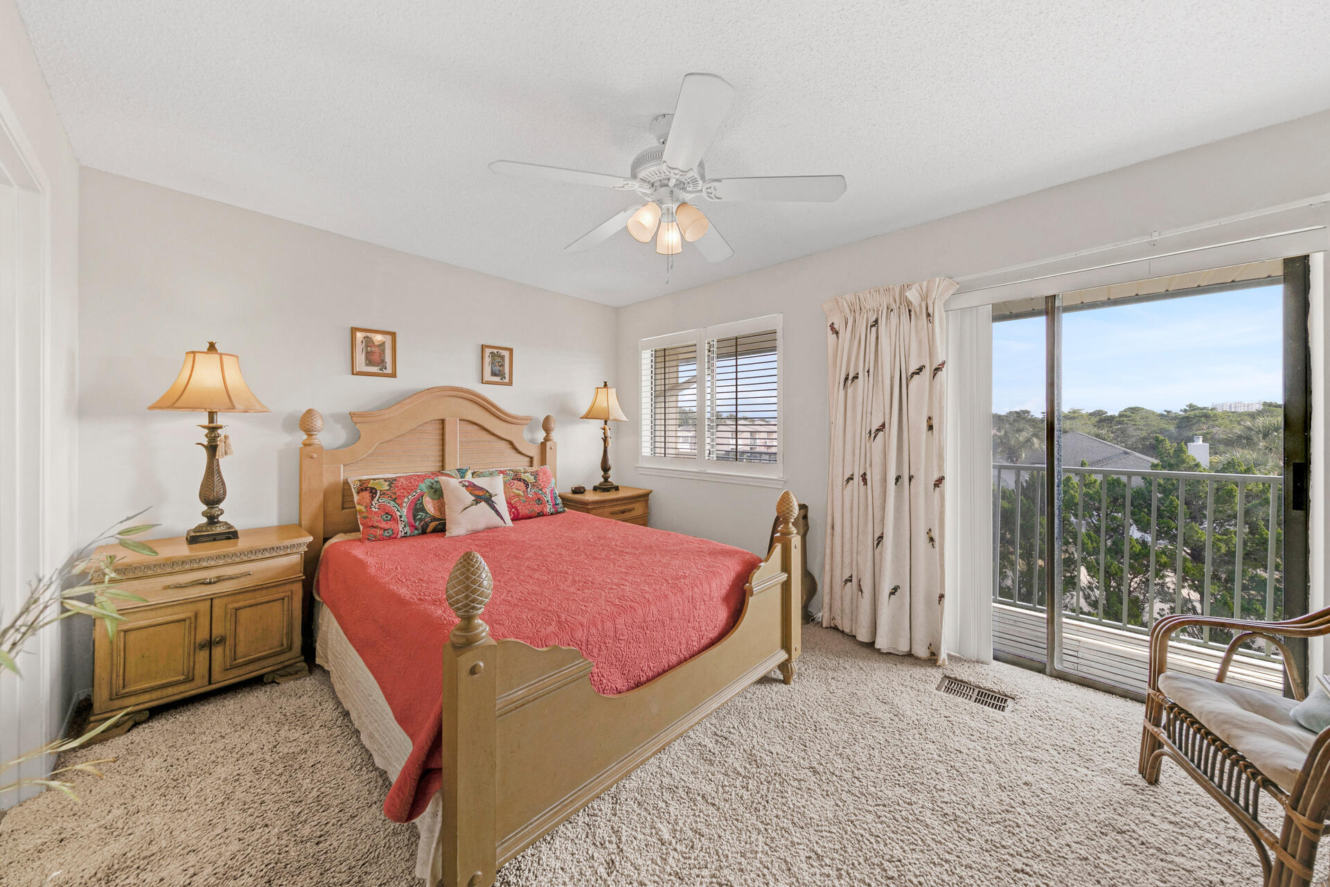 SANDPRINTS CONDO - Residential