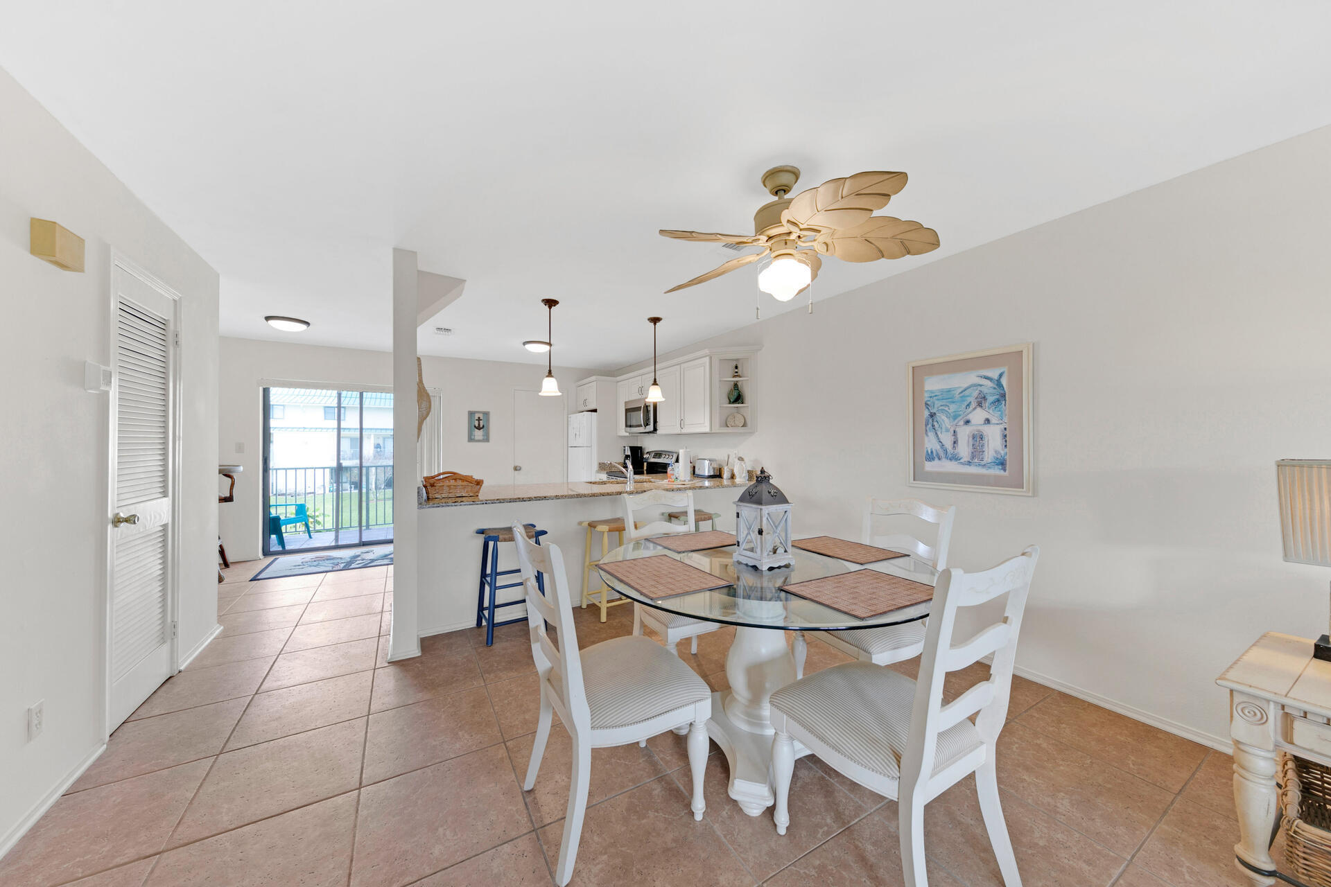 SANDPRINTS CONDO - Residential