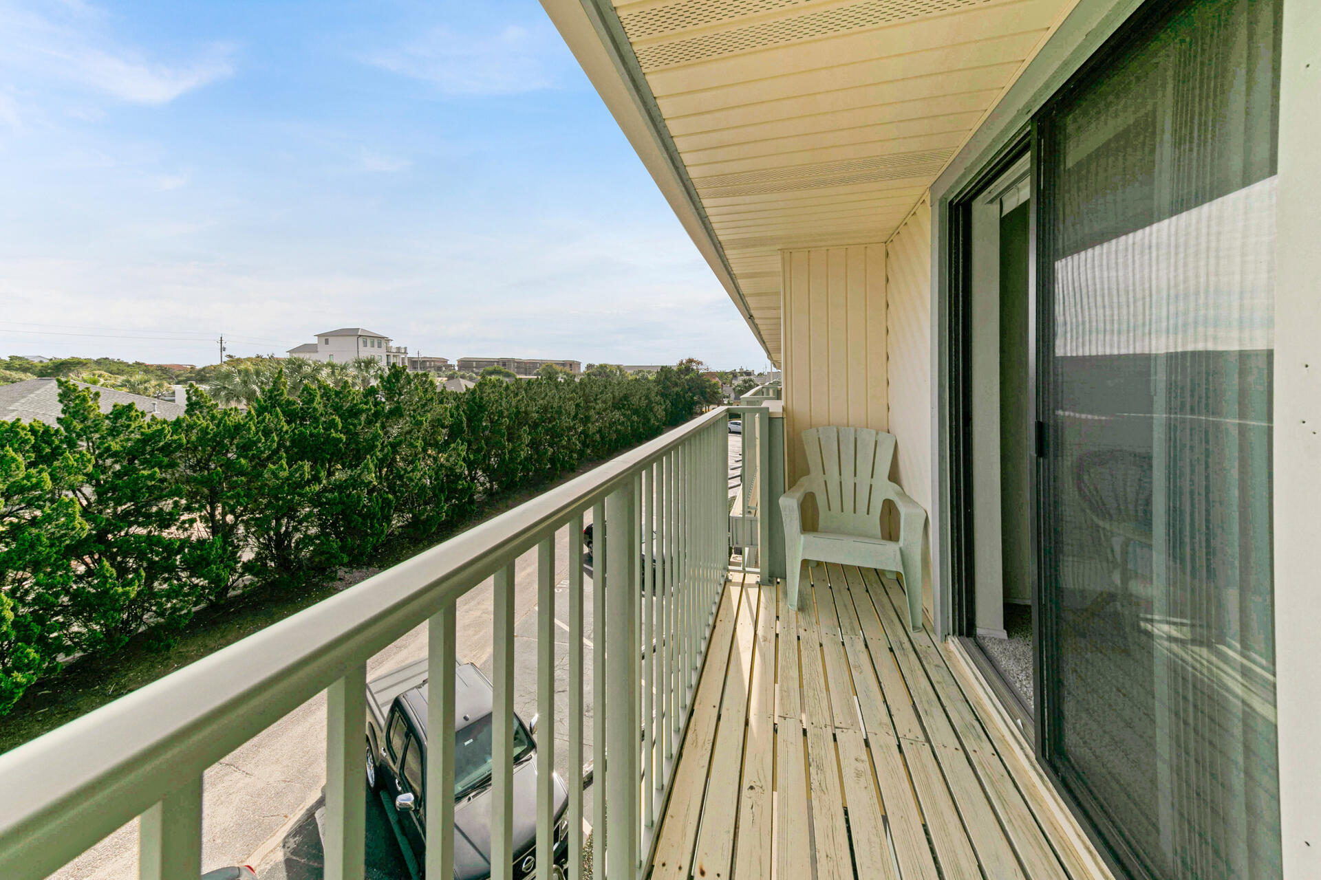 SANDPRINTS CONDO - Residential